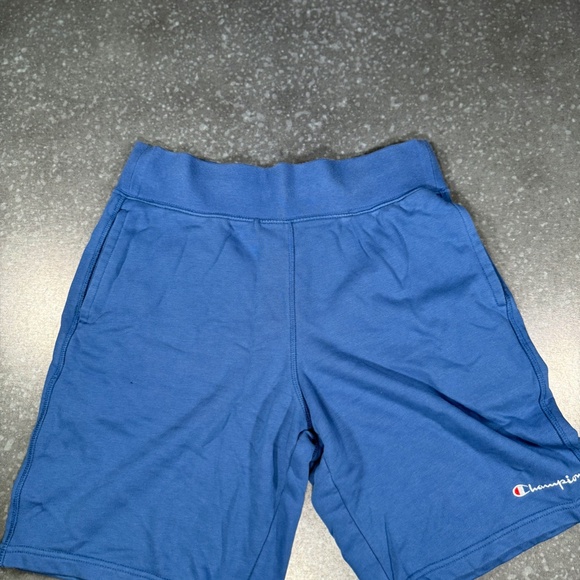 Champion Men's Shorts - Size Medium - Picture 5 of 6